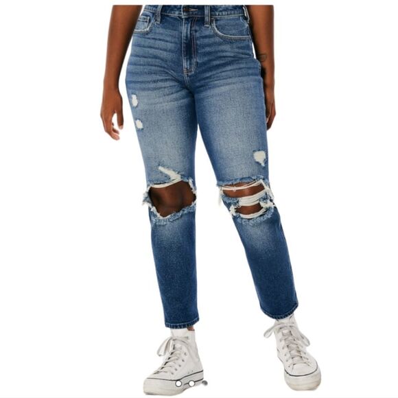 Hollister Curvy High-Rise Mom Jean - Picture 1 of 7